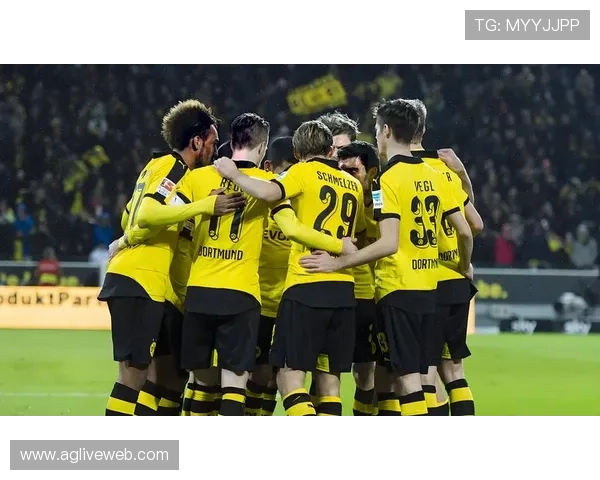 德甲逆转夺冠球队阵容分析及关键比赛回顾